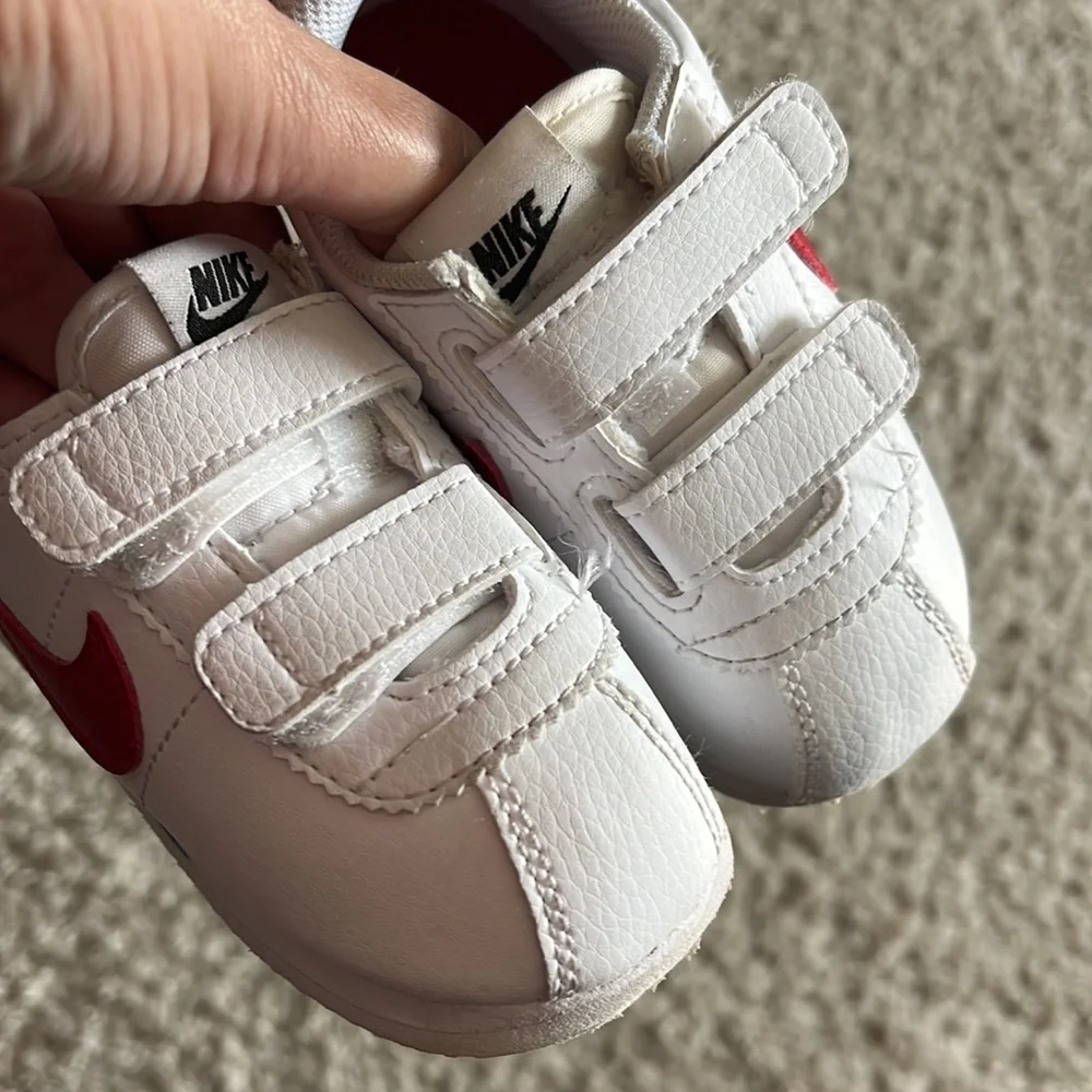 Nike Cortez Basic SL 7c White Red - Picture 6 of 7
